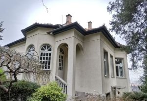 Szentimrevárosi villaépület
